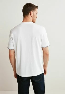 Next Herren BLOCKED - T-Shirt Print - White Blue Chevron -Next Verkäufe 2022 033ba878d88e4970979f17b3b9c8359c