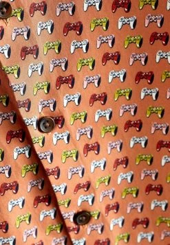 Next Kinder Hemd - Rust Brown Game Controleller -Next Verkäufe 2022 07de4d241e7b45e1bf3972688121b8b4