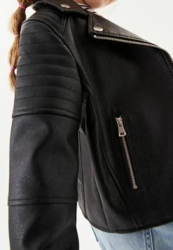 Next Kinder Kunstlederjacke - Black 8 Next Kinder Kunstlederjacke - Black -Next Verkäufe 2022 088d0116fd5a4de199a9293e276196ca