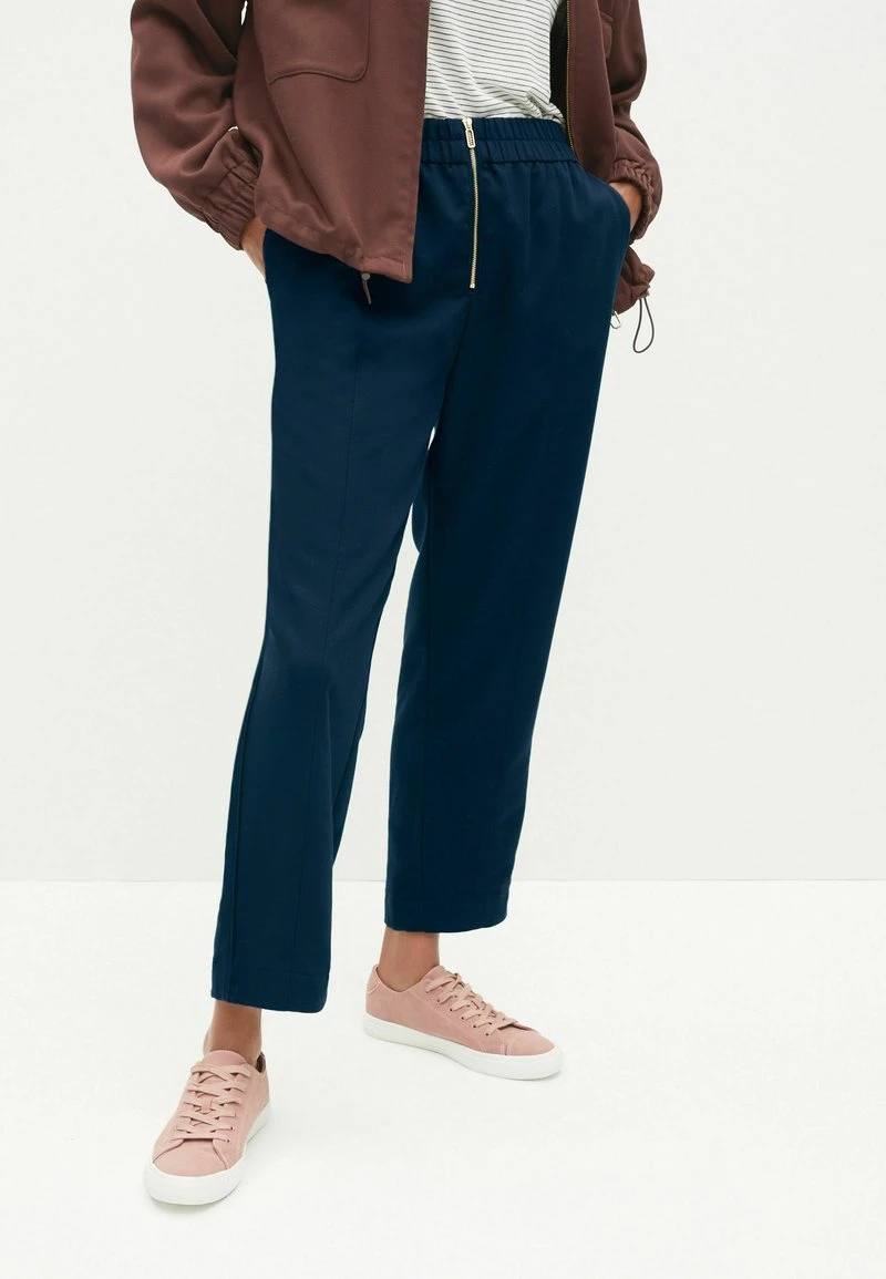 Next Damen ZIP FRONT TAPER LEG - Stoffhose - Dark Blue 1 Next Damen ZIP FRONT TAPER LEG - Stoffhose - Dark Blue