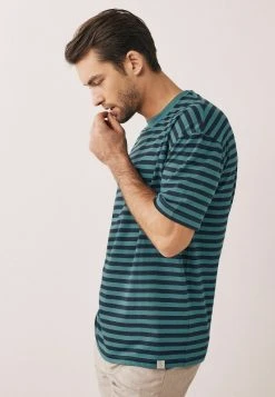 Next T-Shirt Print - Sage Green Navy Blue | Herren -Next Verkäufe 2022 22d8a968dc4b4d2385e76cbe90a8fd11