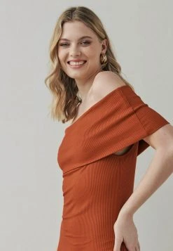 Next BARDOT - Strickkleid - Rust Brown | Damen -Next Verkäufe 2022 2a52121fa89c47b0b9f80a4f311c94ac