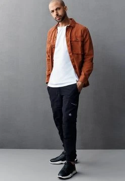 Next Herren LIGHTWEIGHT - Leichte Jacke - Rust Red Twin Pocket