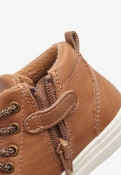 Next Kinder CHUKKA - Lauflernschuh - Brown -Next Verkäufe 2022 3a4cd84de0e1456caef36de95138aff8