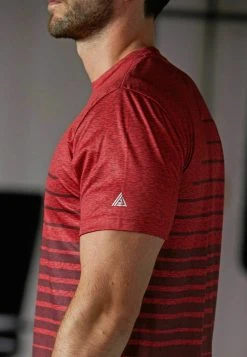 Next Herren ACTIVE SPORTS - T-Shirt Print - Red -Next Verkäufe 2022 3bf16f738ba24925ba0a33b51c7f40ed