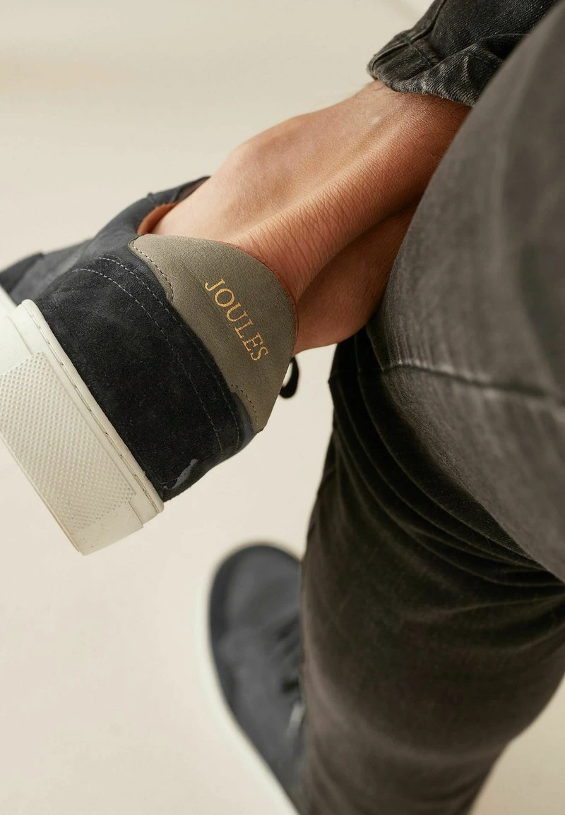 Next Herren JOULES PERFORATED - Sneaker Low - Black 2 Next Herren JOULES PERFORATED - Sneaker Low - Black – Bild 2