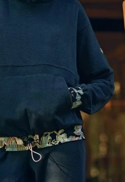 Next Damen ELEMENTS THERMAL COWL NECK - Fleecepullover - Navy With Floral Trims -Next Verkäufe 2022 4784d488b64f41a99cafdcd3778c5a8d