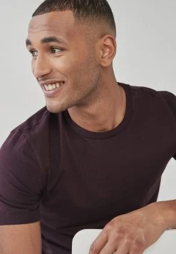 Next Herren T-Shirt Basic - Red 8 Next Herren T-Shirt Basic - Red -Next Verkäufe 2022 4af14b0154e44cef800d851eeb803b08