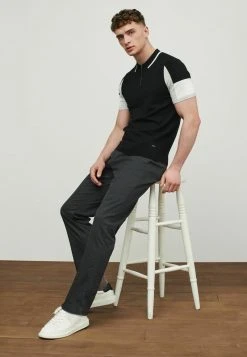 Next Herren Poloshirt - Black 12 Next Herren Poloshirt - Black -Next Verkäufe 2022 5149b2eb8a0e44ef9e43ad6e2b5dc78d