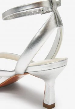 Next Damen SIGNATURE TOE POST - Pumps - Silvercoloured 5 Next Damen SIGNATURE TOE POST - Pumps - Silvercoloured -Next Verkäufe 2022 5777c9d4093949b58fdd83414b13edaa