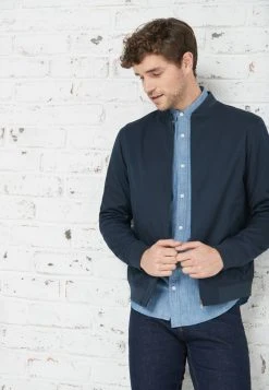 Next Herren Bomberjacke - Blue 18 Next Herren Bomberjacke - Blue -Next Verkäufe 2022 5c883f26c48d4f0a8474f7ca5550fac4