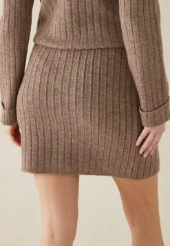 Next CO-ORD - A-Linien-Rock - Off-white | Damen -Next Verkäufe 2022 5dd1cd3ec2884c3d9c2afc526952d91e