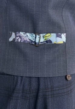 Next Kinder BAKER BY TED BAKER - Anzugweste - Pink 22 Next Kinder BAKER BY TED BAKER - Anzugweste - Pink -Next Verkäufe 2022 5eae453e74584b29b40c6f1450b44262