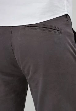 Next Herren Chino - Grey -Next Verkäufe 2022 64a8960260c44d73b8f4be15586bc379