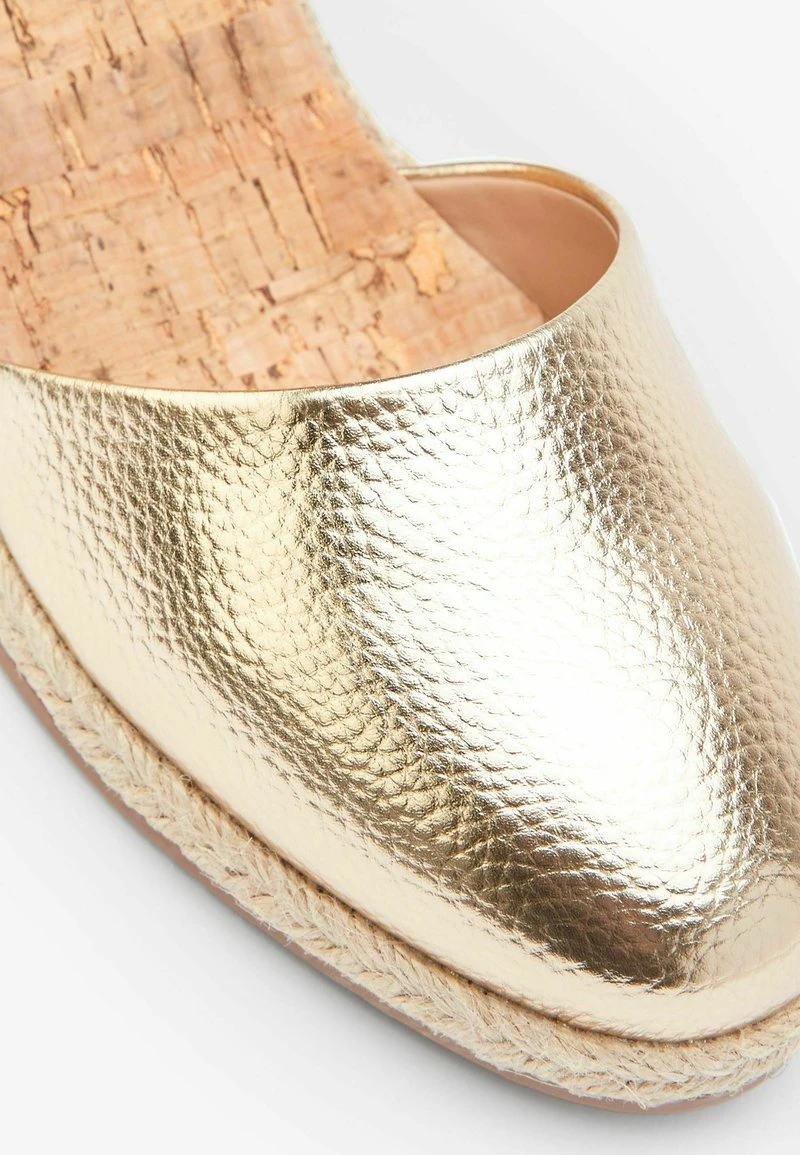 Next Damen Keilpumps - Gold Coloured 4 Next Damen Keilpumps - Gold Coloured – Bild 4