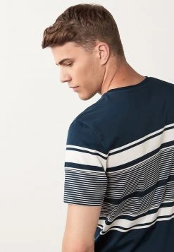 Next Herren T-Shirt Print - Multi Coloured -Next Verkäufe 2022 7efdf6aaf2444807909e17b7e71530ac