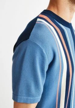 Next Herren KNITTED - T-Shirt Print - Navy Blue Pink Vertical Stripe -Next Verkäufe 2022 8304c4da316f42ef9a35de5781db7ec7
