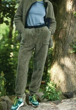 Next COSY BORG - Jogginghose - Khaki Green Black | Damen