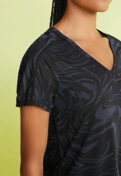 Next SHORT SLEEVE V-NECK - T-Shirt Print - Multi Coloured | Damen -Next Verkäufe 2022 8964ef0dfc06470ba3b46ea57946839a