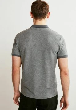 Next Herren Poloshirt - Grey Textured -Next Verkäufe 2022 8aef464b7bff47fe8c556b238169def1