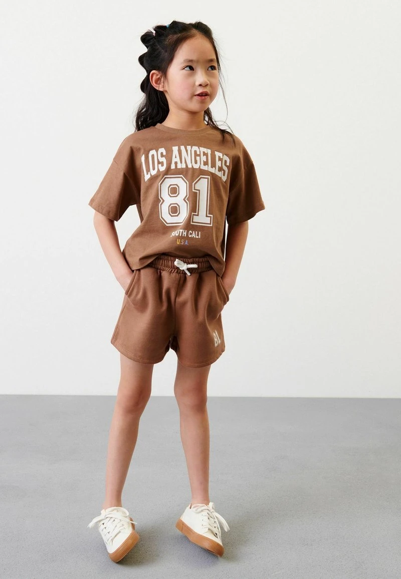Next Kinder SET - Shorts - Chocolate Brown 1 Next Kinder SET - Shorts - Chocolate Brown