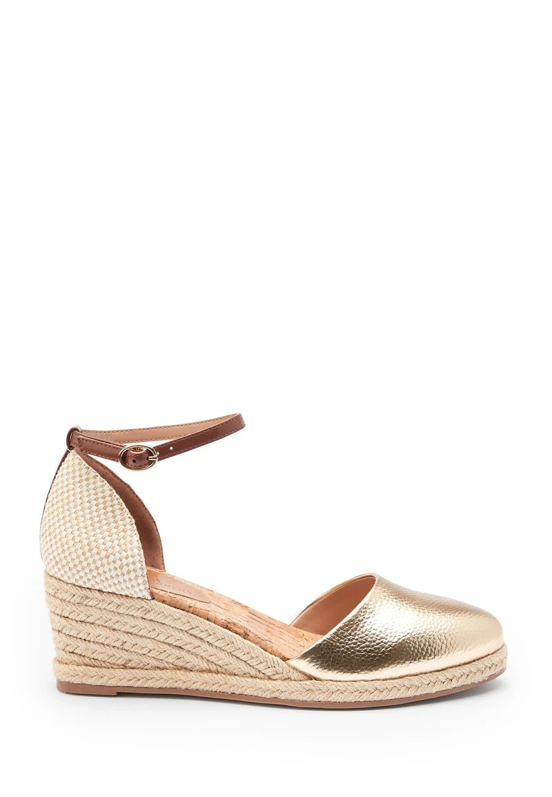 Next Damen Keilpumps - Gold Coloured 1 Next Damen Keilpumps - Gold Coloured