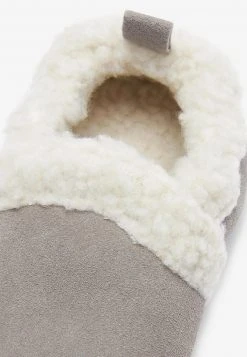 Next Kinder Slipper - Grey -Next Verkäufe 2022 9784c1d57ad44e98a4d84081142adaca