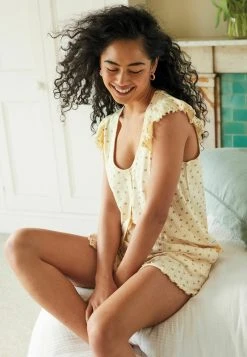 Next Damen SET - Nachtwäsche Set - Cream Ditsy Floral -Next Verkäufe 2022 97f9019ac7494f2c896b774f8a74635f