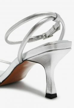 Damen NEXT SIGNATURE STRAPPY TOE LOOP HEEL - Riemensandalette - Silver Grey -Next Verkäufe 2022 9839ebe1f5304cae9a8f42e2d863c74f