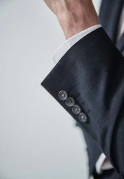 Next Herren NAVY/BLACK TAILORED FIT CHECK SUIT: JACKET - Anzugsakko - Blue -Next Verkäufe 2022 a3b7b26f6bca49a8b280d0d6d0613860