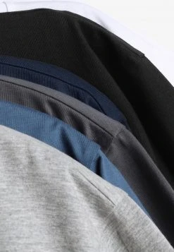 Next Herren 7 PACK - T-Shirt Basic - Blue -Next Verkäufe 2022 a76ec04ffb7e4ec7bc138218262edfac