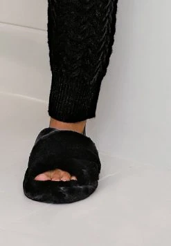 Next Damen Hausschuh - Black -Next Verkäufe 2022 a7c29e38dc1d4220b7c7bf687d420e42