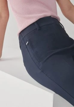Next Damen MIT ELASTISCHER RÃ¼CKSEITE - Stoffhose - Blue -Next Verkäufe 2022 a90841d7e0494daaaa001f8d0967f297