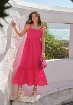 Next Damen BRODERIE - Freizeitkleid - Pink -Next Verkäufe 2022 ae7e4da5a525443995f920d657ce736c