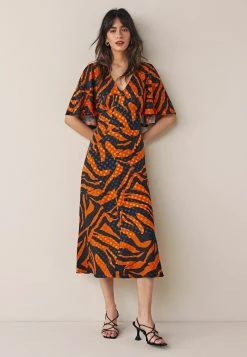 Next Damen FLUTTER SLEEVE MIDI - Freizeitkleid - Orange Animal Print