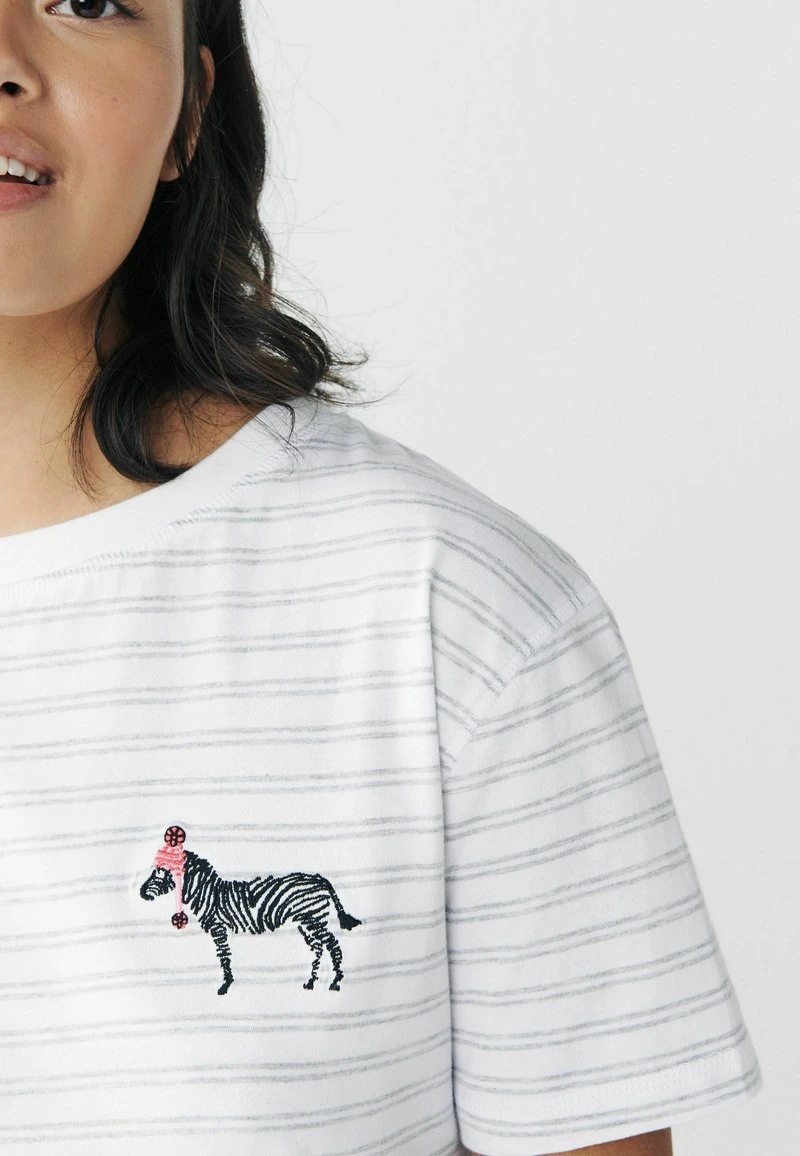 Next Damen Nachtwäsche Set - Grey Zebra 3 Next Damen Nachtwäsche Set - Grey Zebra – Bild 3