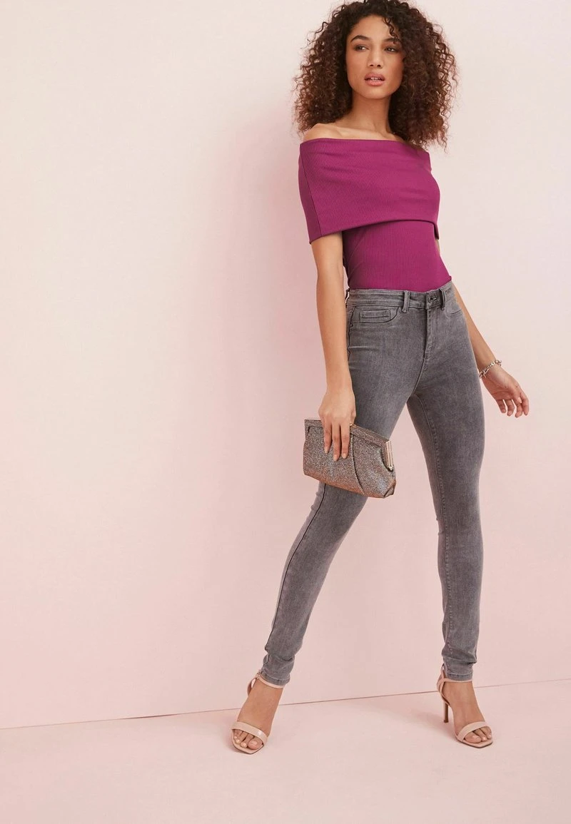 Next T-Shirt Print - Berry Red | Damen 2 Next T-Shirt Print - Berry Red | Damen – Bild 2