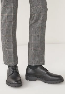 Next Schnürer - Black | Herren