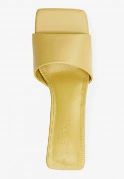 Next FOREVER COMFORT SUPER SQUARE - Riemensandalette - Yellow | Damen -Next Verkäufe 2022 c0633fe5a59d4aea8acb5b606745b758