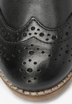 Next TAN LEATHER BROGUES (YOUNGER) - Business-Schnürer - Black | Kinder -Next Verkäufe 2022 c0a02bce3d564a91a3c207510338b89f