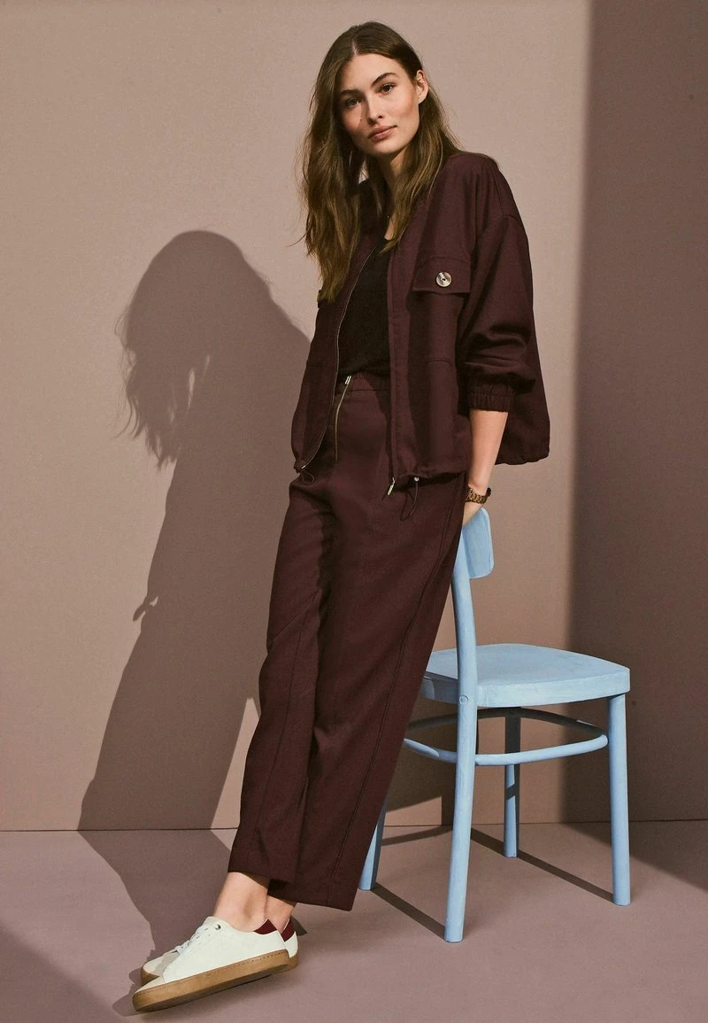 Next Damen ZIP FRONT TAPER LEG - Stoffhose - Brown 1 Next Damen ZIP FRONT TAPER LEG - Stoffhose - Brown