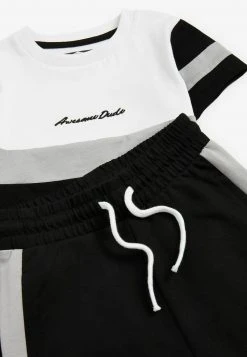Next SET - Jogginghose - Black White | Kinder -Next Verkäufe 2022 c5b56f182884499d92a4d1a94e377d25