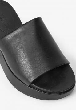 Next Damen Pantolette Flach - Black -Next Verkäufe 2022 c8568e9bce02421a93e845307f05da76