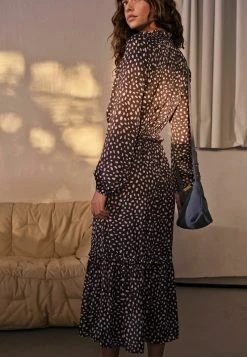 Next Damen SATIN TIE NECK - Freizeitkleid - Black -Next Verkäufe 2022 cd37b0eec193420688b0f4b92e8d998f