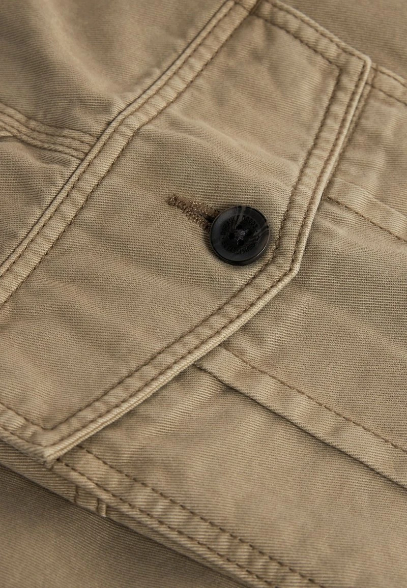 Herren NEXT PREMIUM LAUNDERED - Shorts - Sand 6 Herren NEXT PREMIUM LAUNDERED - Shorts - Sand – Bild 6