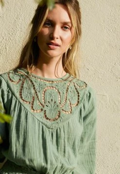 Next CUTWORK DETAIL SHORT - Freizeitkleid - Green | Damen -Next Verkäufe 2022 dcbd7327f2344cf0afd2f602fbe1ba9e