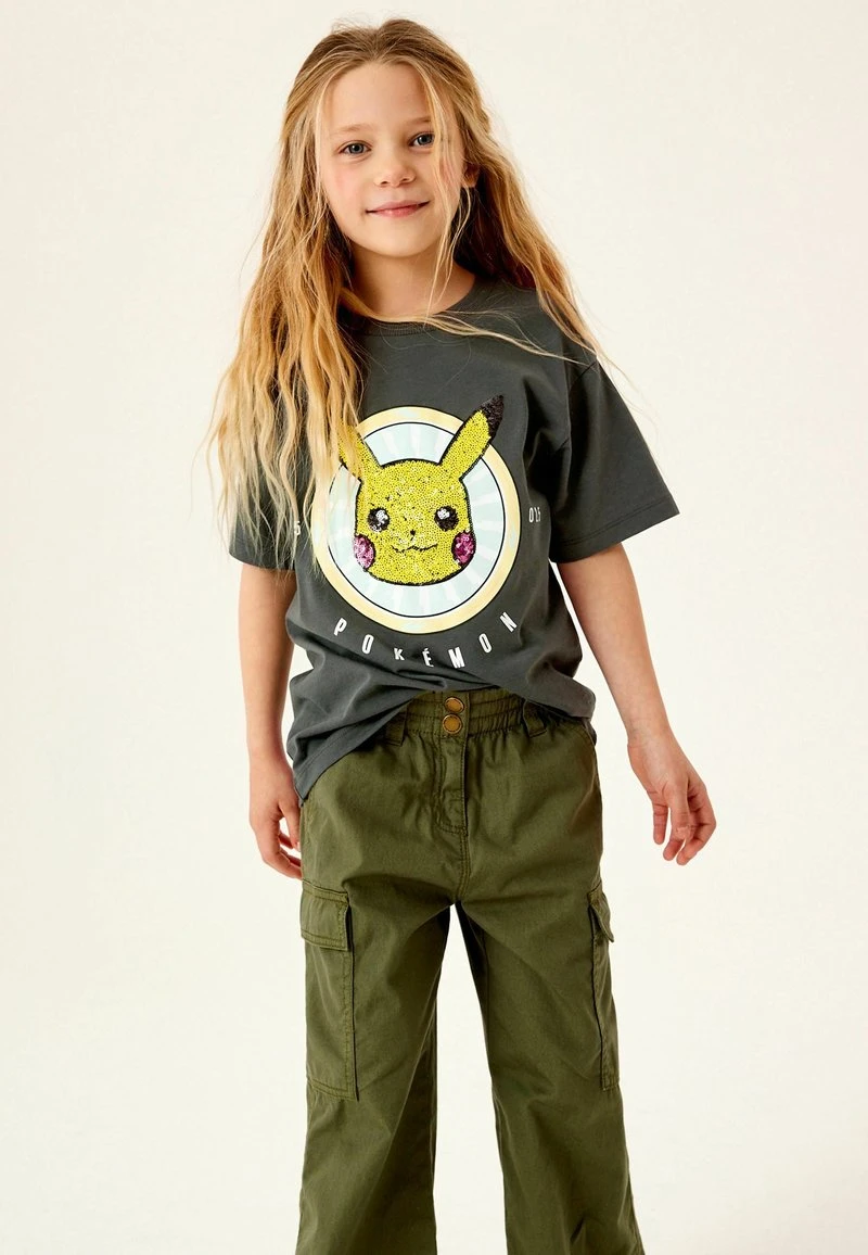 Next PIKACHU - T-Shirt Print - Charcoal Grey | Kinder 1 Next PIKACHU - T-Shirt Print - Charcoal Grey | Kinder