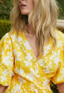 Next Damen BRODERIE WRAP - Maxikleid - Yellow -Next Verkäufe 2022 e8a4fca6f93d4184827c43f903ae3daf