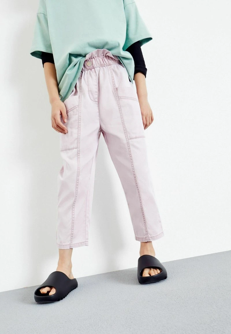 Next Kinder TAPERED LEG - Stoffhose - Lilac Purple 1 Next Kinder TAPERED LEG - Stoffhose - Lilac Purple