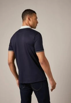 Next Herren Poloshirt - Navy Blue Zip Neck -Next Verkäufe 2022 f898c16a568a4e6d8cff42fa47abc60f